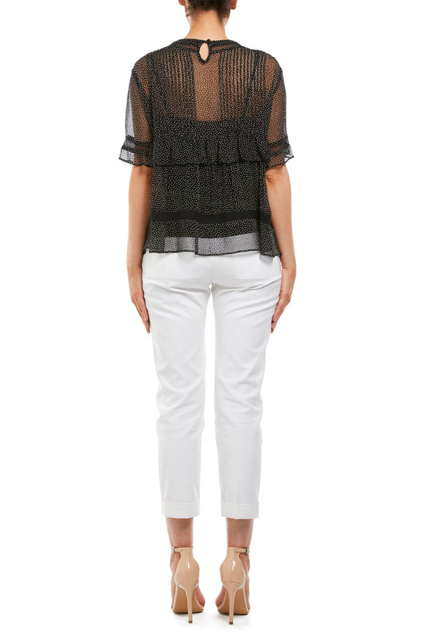 CS18745_BLACKWHT_2_agnpae_1566952029
