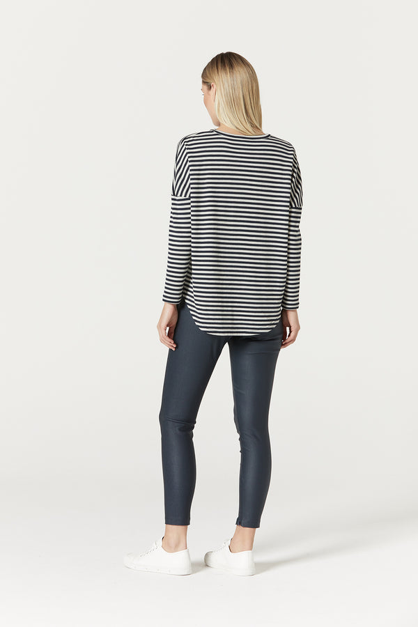 CS20225-NAVYSTRIP-4jpg